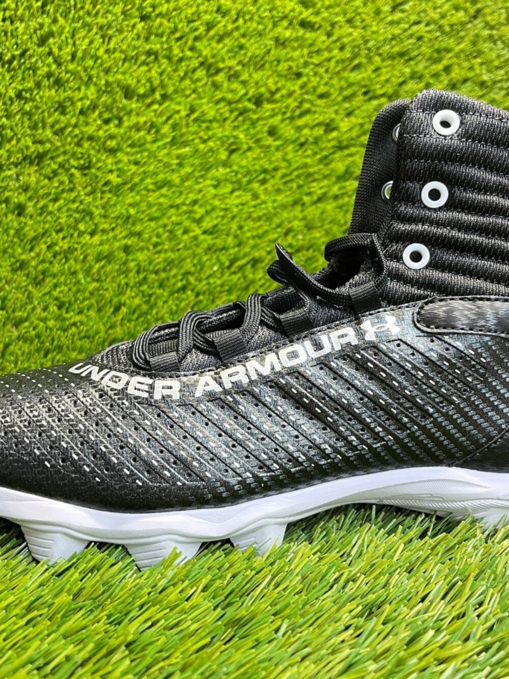 Under Armour Highlight Franchise RM 2.0 Mens Size 9 Black White Football Cleats - Picture 3 of 10
